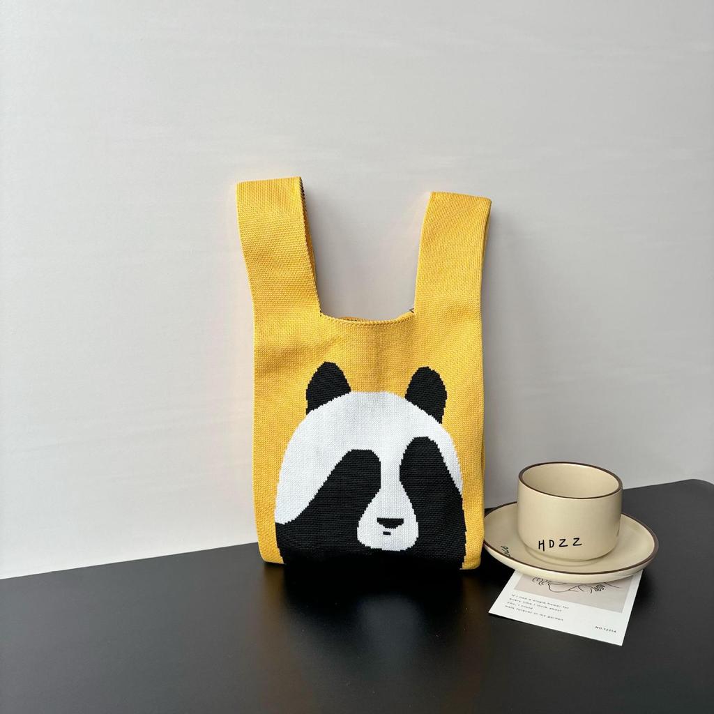 Knitted bag female animal tote bag cute souvenir snack bag versatile vest bag bucket woven gift bag