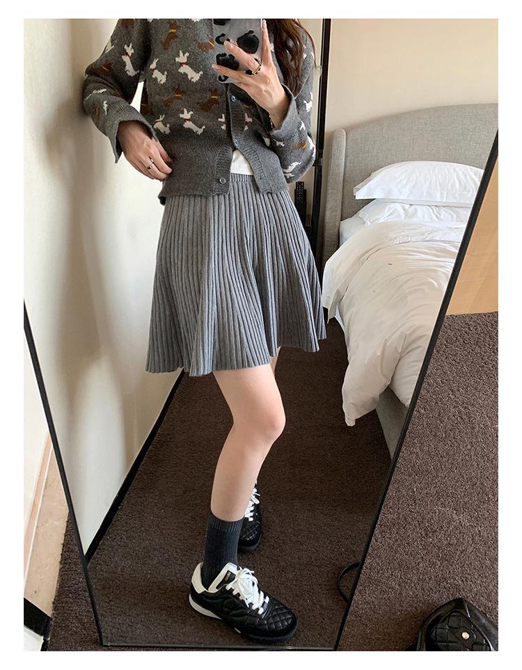 2025 Autumn/Winter Elegant Wool Knit Maternity Pleated High-Waisted A-Line Short Skirt