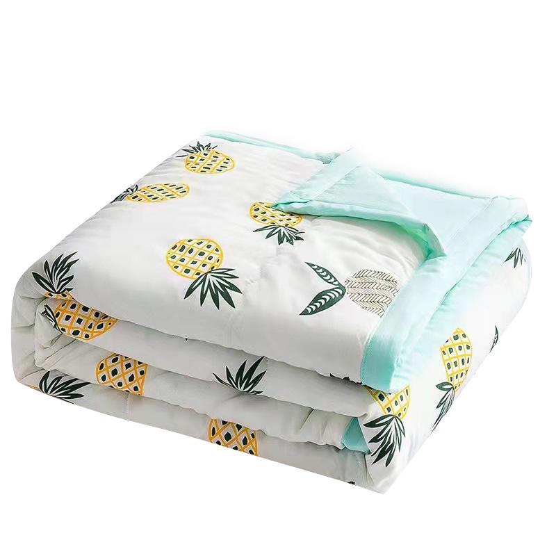Print Summer Cooling Quilt Lightweight Breathable Thin Bedspread Soft Washable Comforter for Bedroom, Sofa, Dorm, All-Season Use