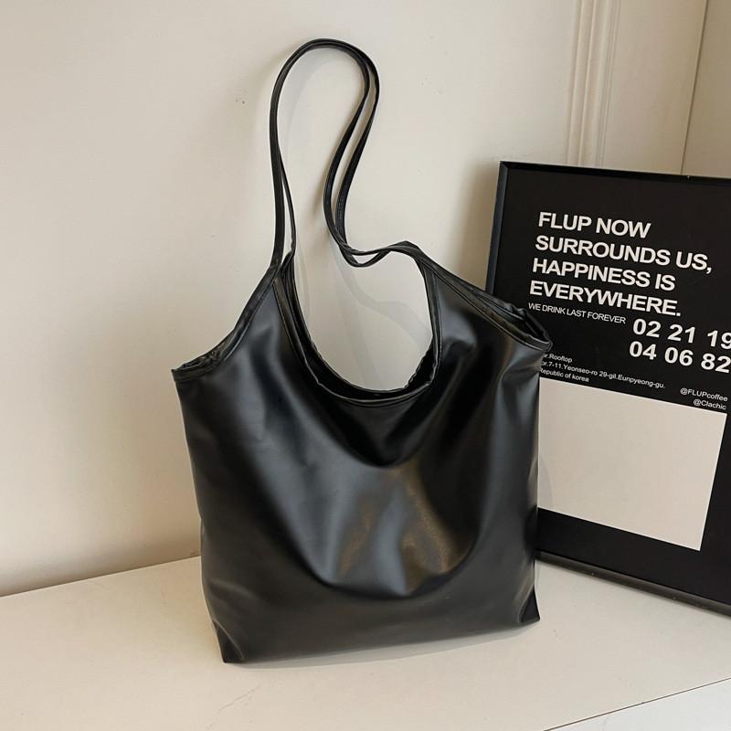 Modern Capacity Large Womens Tote Bag Cozy Pu Handbag Available In Black Brown And Khaki
