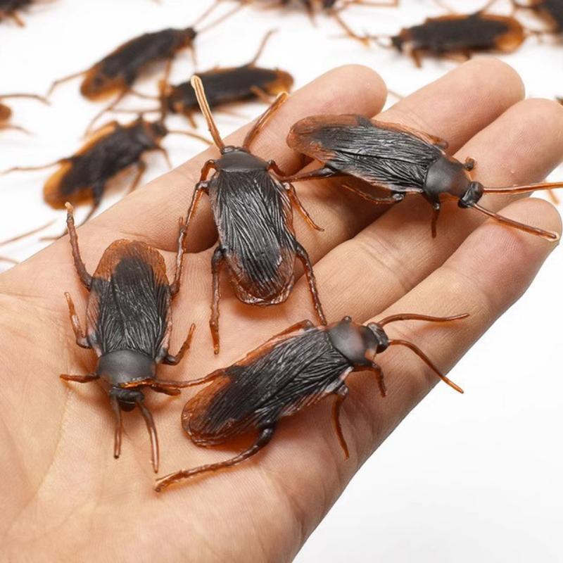 20Pcs Special Lifelike Model Simulation Fake Rubber Cockroach Bug Roaches Toy Novelty Trick Toys