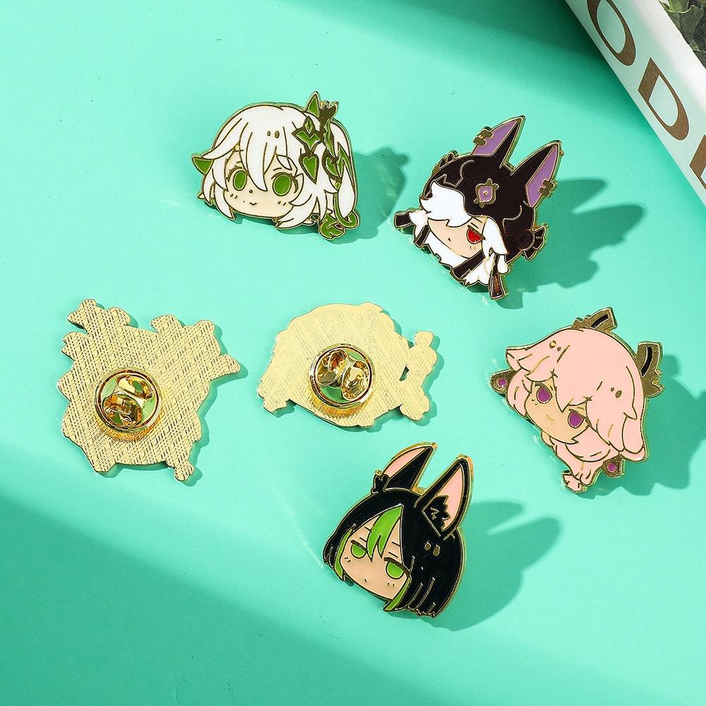 Original Fantasy Badge Walnut Lapel Pin Cartoon Character Alloy Brooch