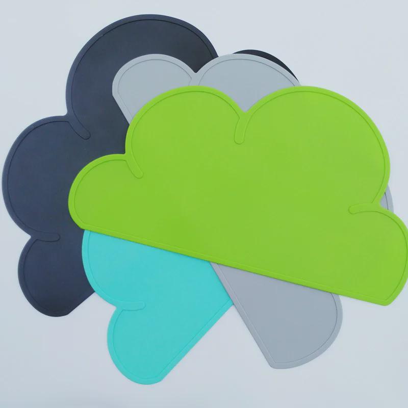 Nordisches Kinder-Tischset und Esstablett aus Silikon in Wolkenform