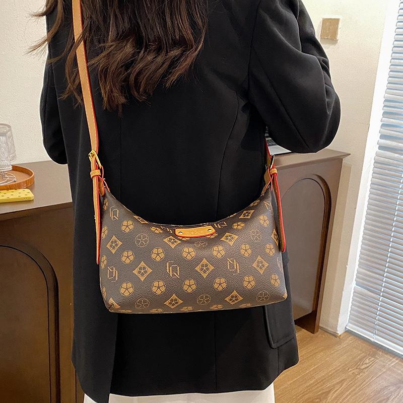 Retro Printed Bag Women's New Fashion Armpit Bag High-end Sense Versatile Diagonal Span Shoulder Bag