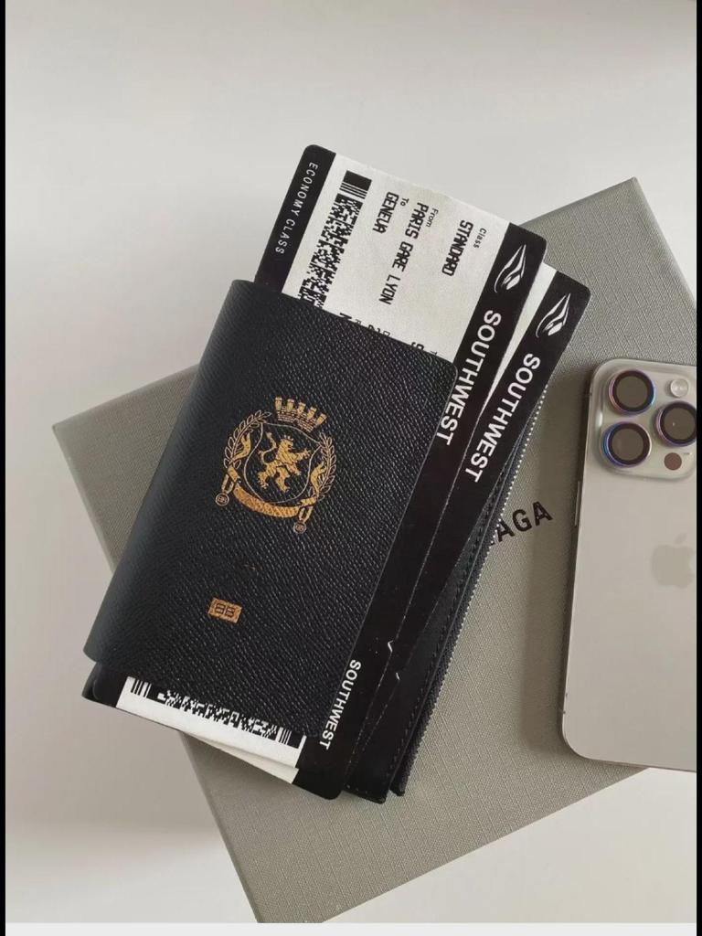 Bawang Tianxia 08 Yeni İnek Derisi Boyun Askılı Kart ve Telefon Tutucu