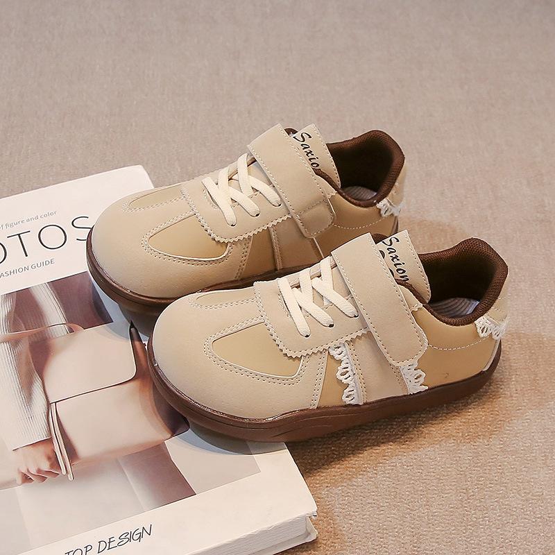 

Girls sports shoes German training shoes Spring and Autumn 2025 new children s shoes casual board shoes foreign style lace edge baby shoes 25