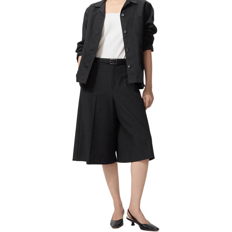 UNIQLO SS26 Platāmām kājām, Augsta vidukļa
