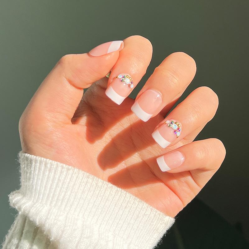 Wearing nail patch French manicure full diamond manicure short press on nail piece direct supply