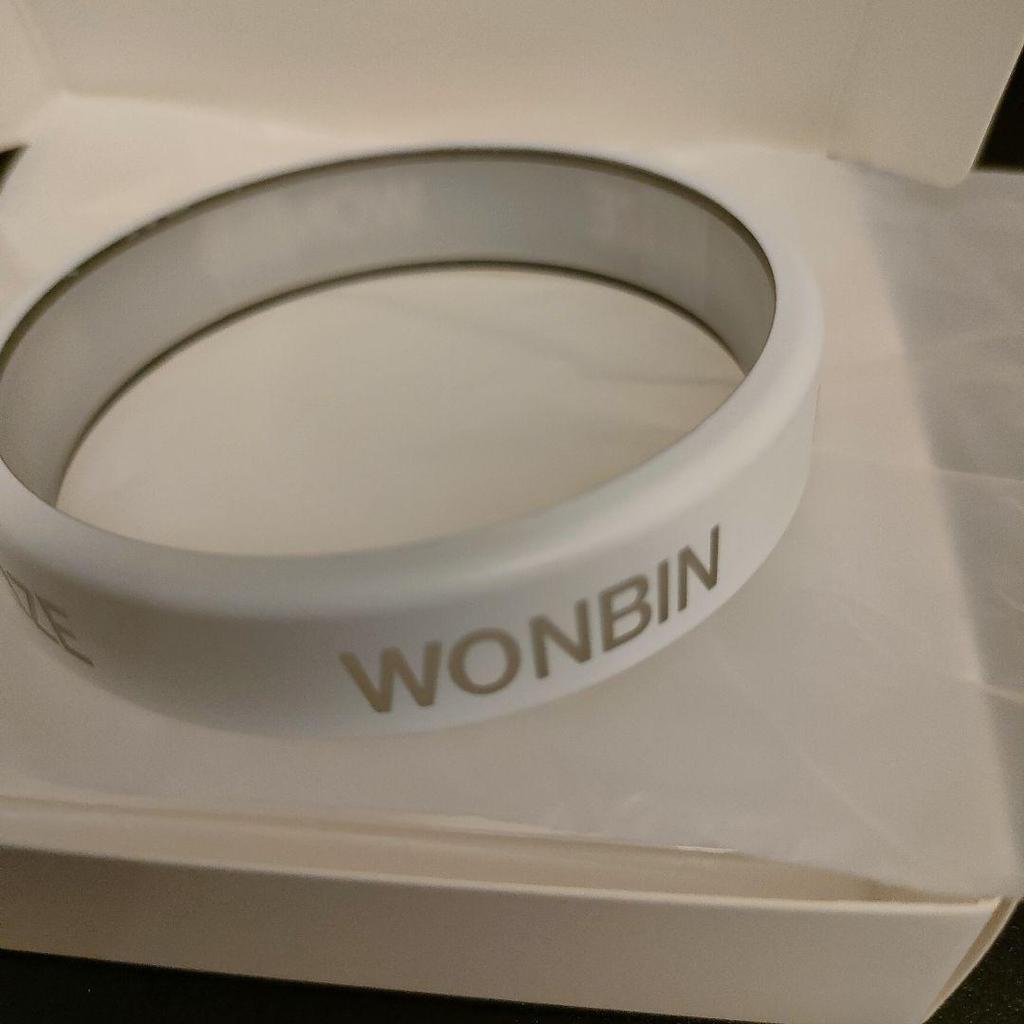 [USED] Won Bin RIIZE Seoul Concert Light Stick Ring White