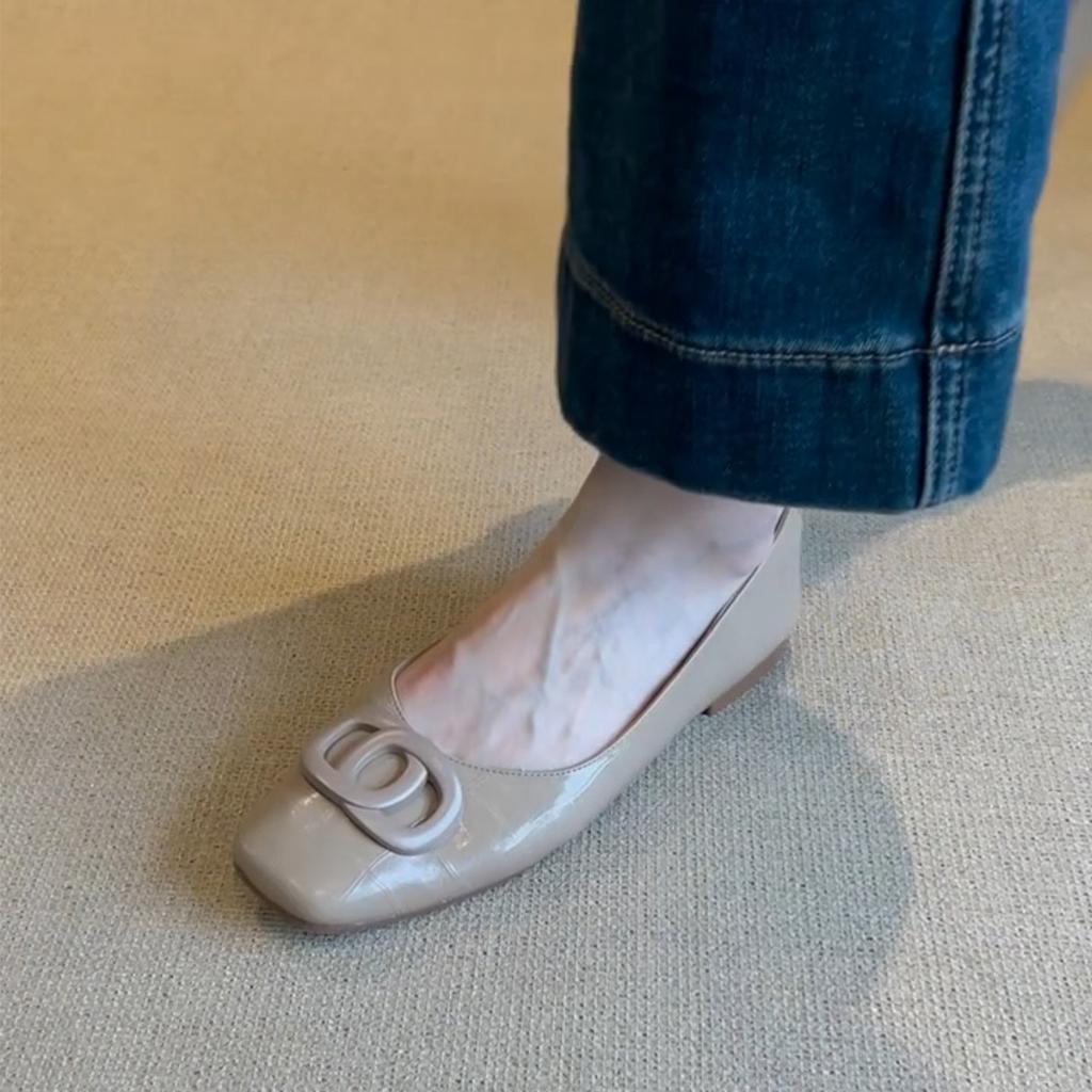 Sheepskin French Leather Shoes Versatile Flat-soled Grandma Shoes Women's Shallow Mouth Square Head One Pedal Commuting Mary Jane Single Shoes