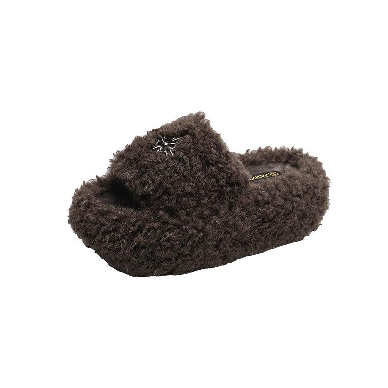 Internet Celebrity Mao Mao Slippers Women Wear Autumn and Winter 2025 New Home Super Fire Ins Tide Non-slip Thick Bottom Cotton Mop