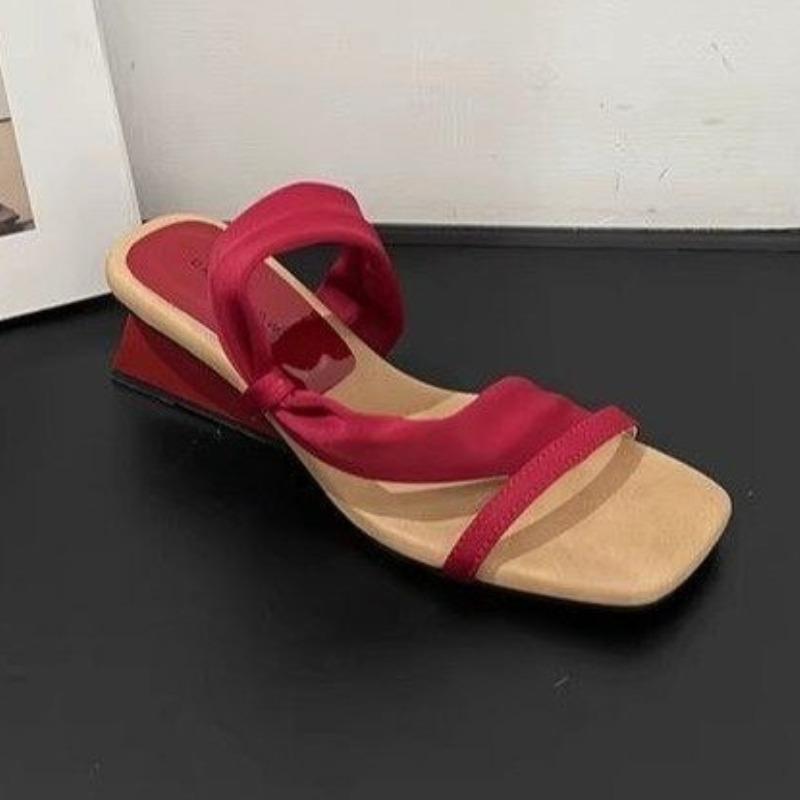 Fashion Sexy Women's Heeled Sandals Fad Mid Heels Shoes 2025 Trend Summer New Square Toe Shallow Slides Designer Wedges Chaussures Femme