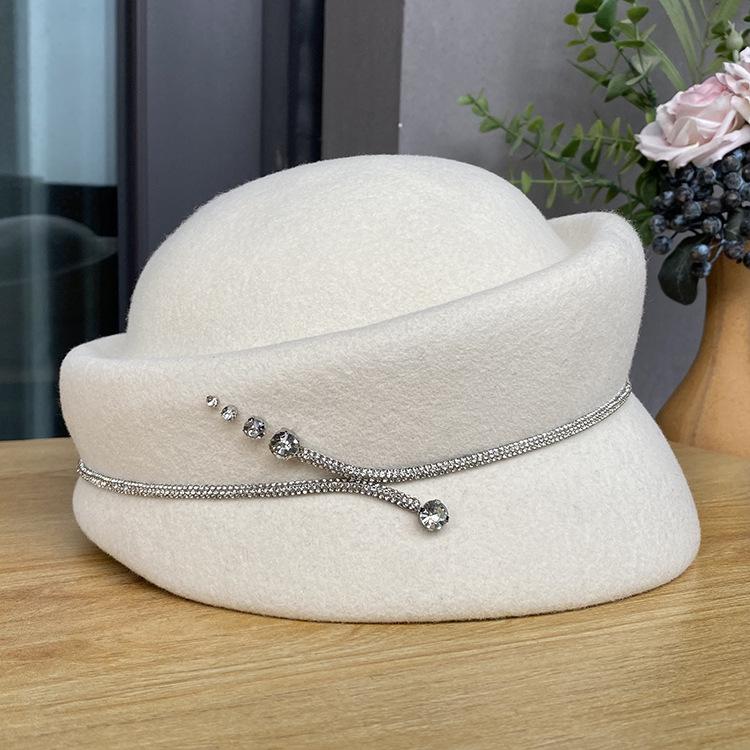 Autumn And Winter New Styling Beret Solid Color Versatile Elegant Celebrity High-End Top Hat Women'S Fashion Diamond Strip Equestrian Hat