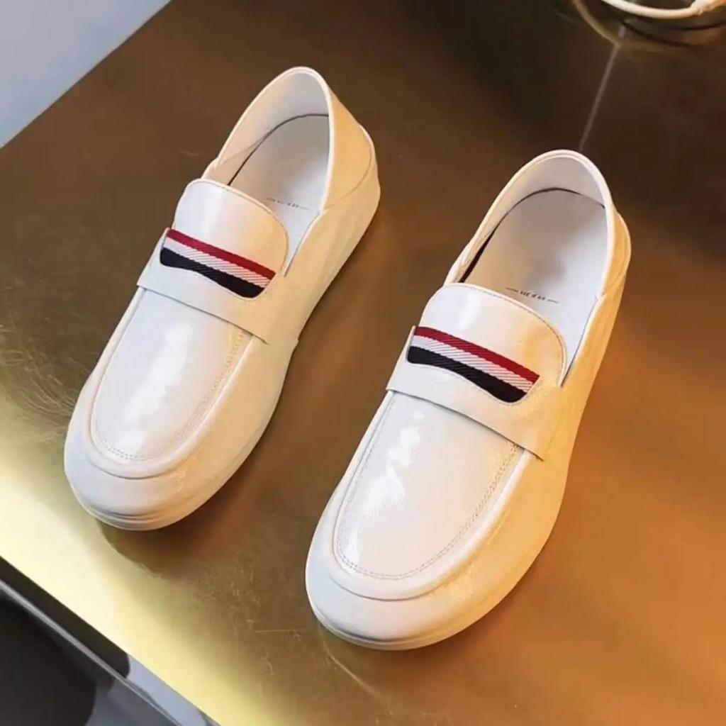 Men Genuine Leather Casual Shoes Fashion Comfortable Flat Shoes Young Man Handsome Slip-on Loafers