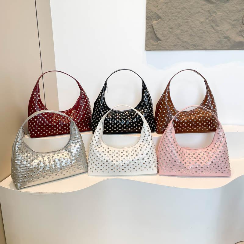 Fashion Style Rivet Bag For Women Summer Large Capacity Pu Material Daily Use
