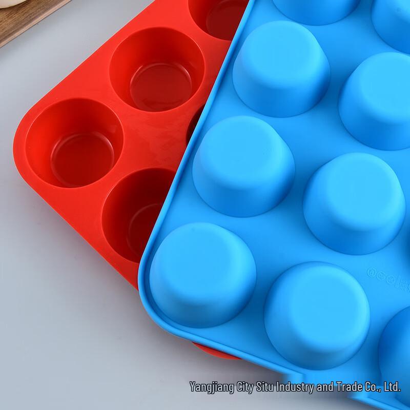 MDNG Silicone 12-Cup Muffin Mold