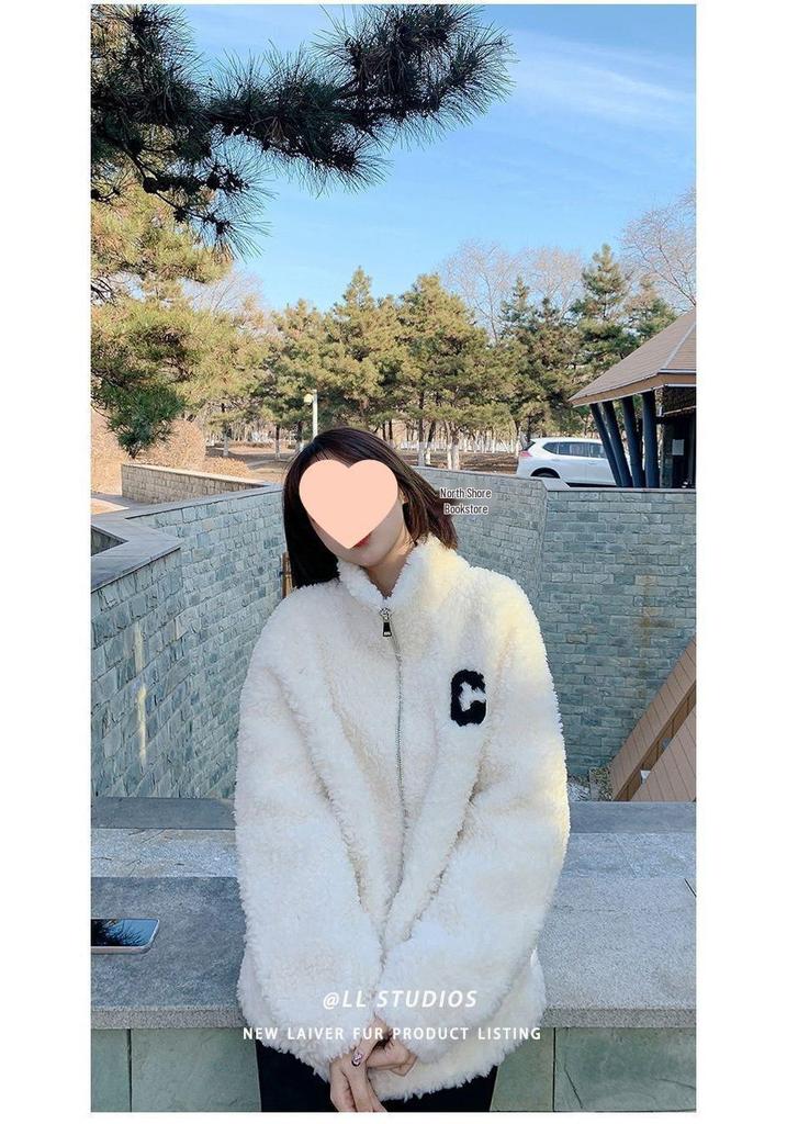 Winter 2026 Fleece Jacket for Middle-Aged Women - Thickened Short Hoodie for Autumn and Winter