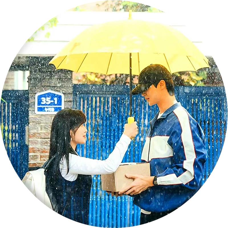 Llavero Colgante Espejo Insignia "Lovely Runner" - Merchandising del Drama Coreano con Byeon Woo-seok y Kim Hye-yoon