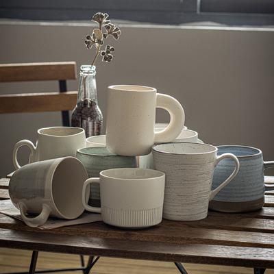 Einfacher und eleganter Becher Große Sammlung Retro-Stil Keramiktasse Haushaltsteetasse Hochwertige Wassertasse Kaffeetasse