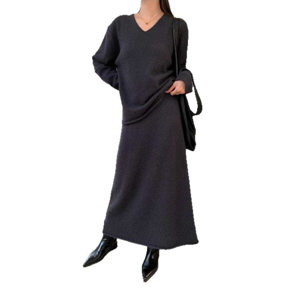 Foreign Style Age-reducing Knitted Suit Autumn and Winter New Loose V-neck Sweater Women's Elastic Waist Fishtail Skirt Two-piece Set
