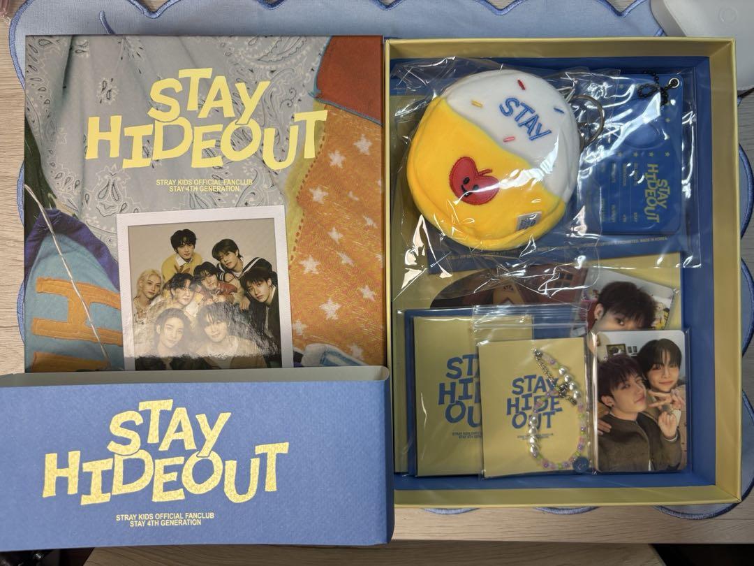 

[БУВШИЙ У ВЖИВАННІ] Stray Kids STAY HIDEOUT SKIZ STAY 4-го покоління домашній фан-клуб