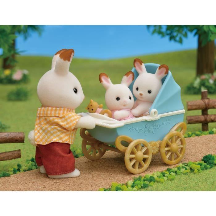 Figurine miniaturale - SYLVANIAN FAMILIES - Gemenii Iepure Ciocolatiu și căruciorul lor dublu