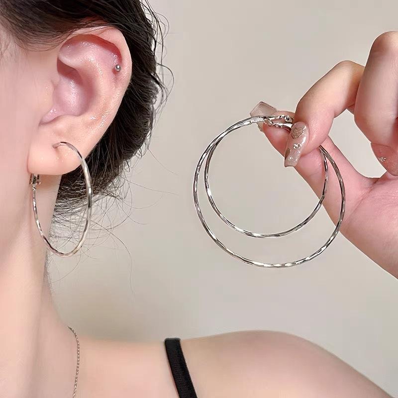 New Arrival Exaggerated Plain Large Hoop Earrings Silver Needle Elegant Fashion Jewelry For Women Ear Accessories