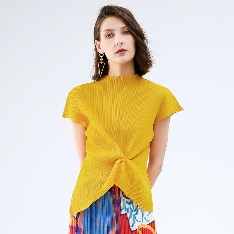 Женская плиссированная футболка — фото 3