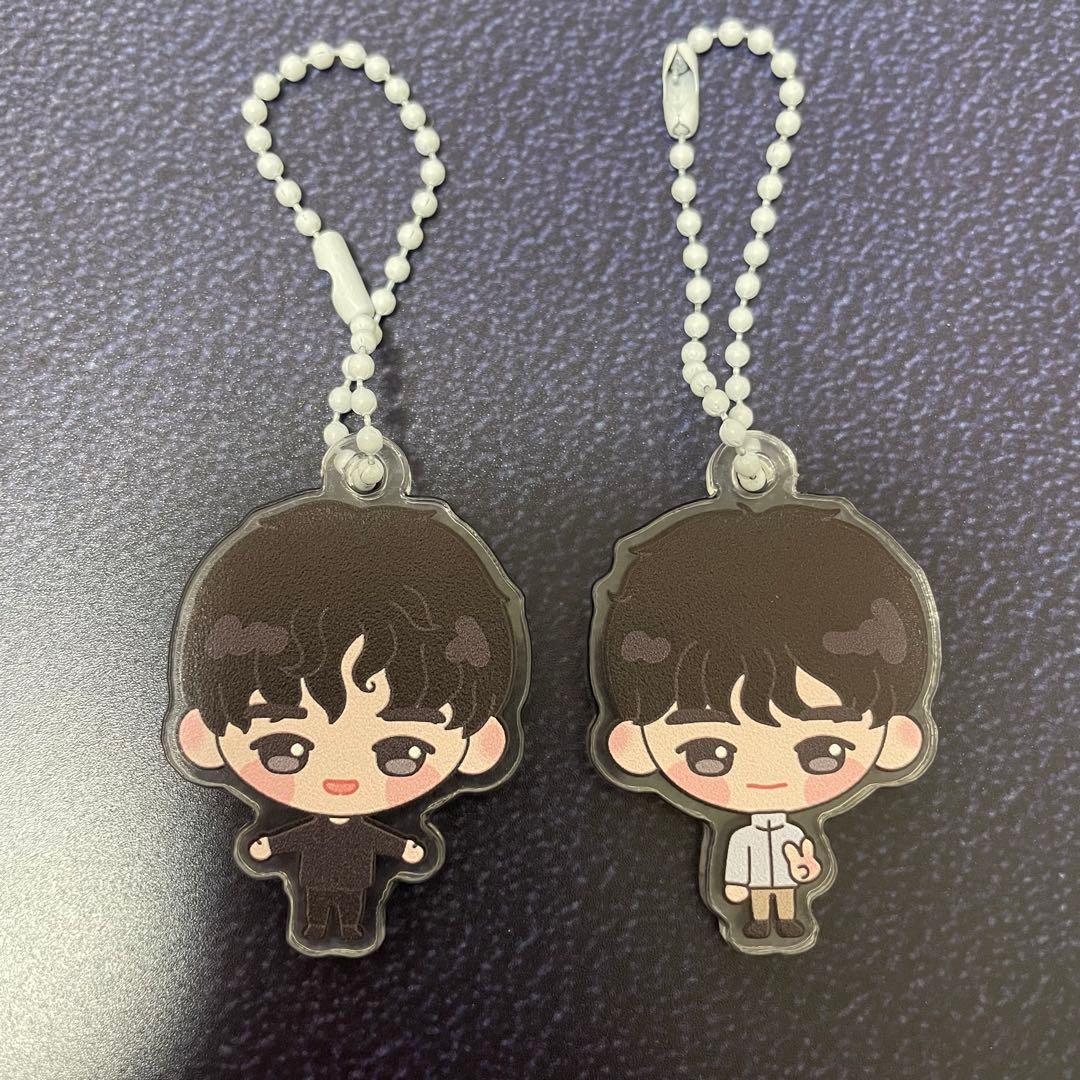 

[Б/У] Бён У Сок Сэнъиль Кафе Лакидро Акриловый Брелок