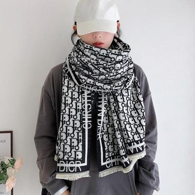 Sciarpa Invernale da Donna 2024 Europea e Americana di Alta Gamma Spessa in Imitazione Cashmere