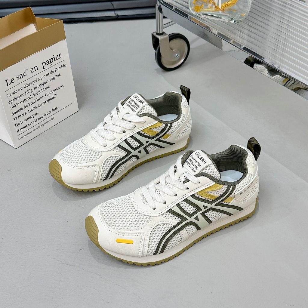 Retro Contrasting Color Splicing German Training Shoes Women's 2025 New Mesh Breathable Outdoor Mountaineering Leisure Sports Forrest Gump Shoes