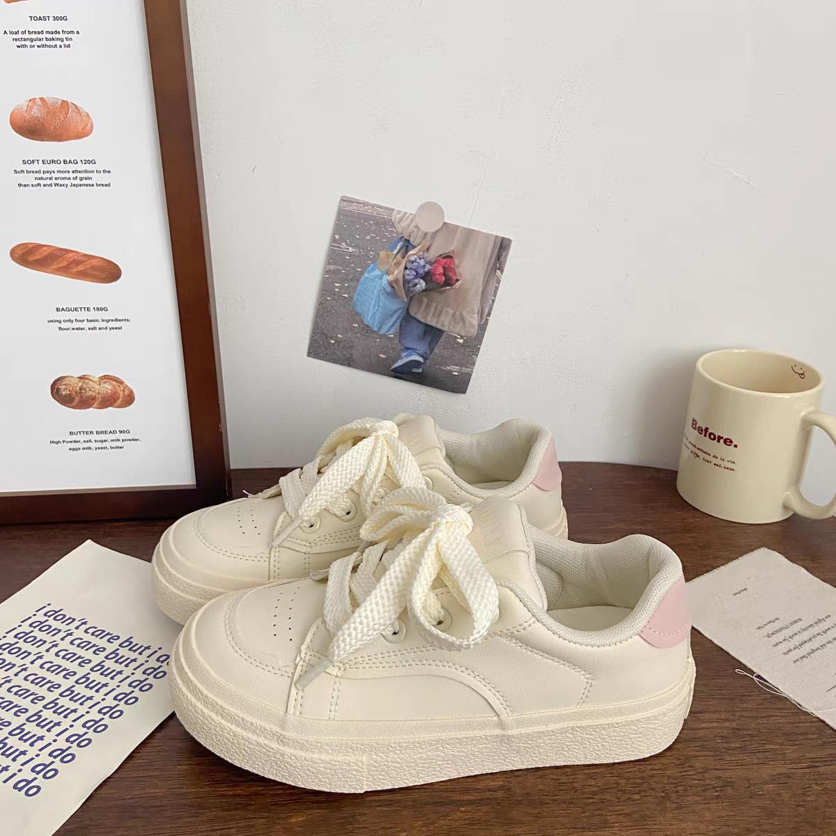 

Кремовые туфли на платформе белые женские весенне-летние новые нишевые шикарные универсальные туфли-хлебцы низкие студенческие кеды 40