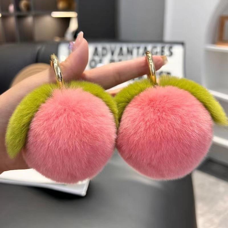 Araba Anahtarları İçin Sevimli Tüylü Şeftali Anahtarlık Yüksek Kalite Yumuşak Peluş Meyve Anahtarlık Kawaii Yumuşak Kürk Şeftali Anahtarlık Çanta Süsü