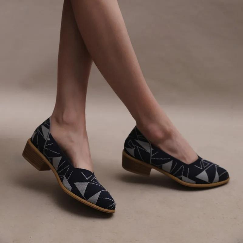 Fashion Lightweight and Breathable Women's Work Shoes 2024 Autumn Fashion Shallow Mouth Women's Pumps Simple Versatile Pointed Toe Shoes