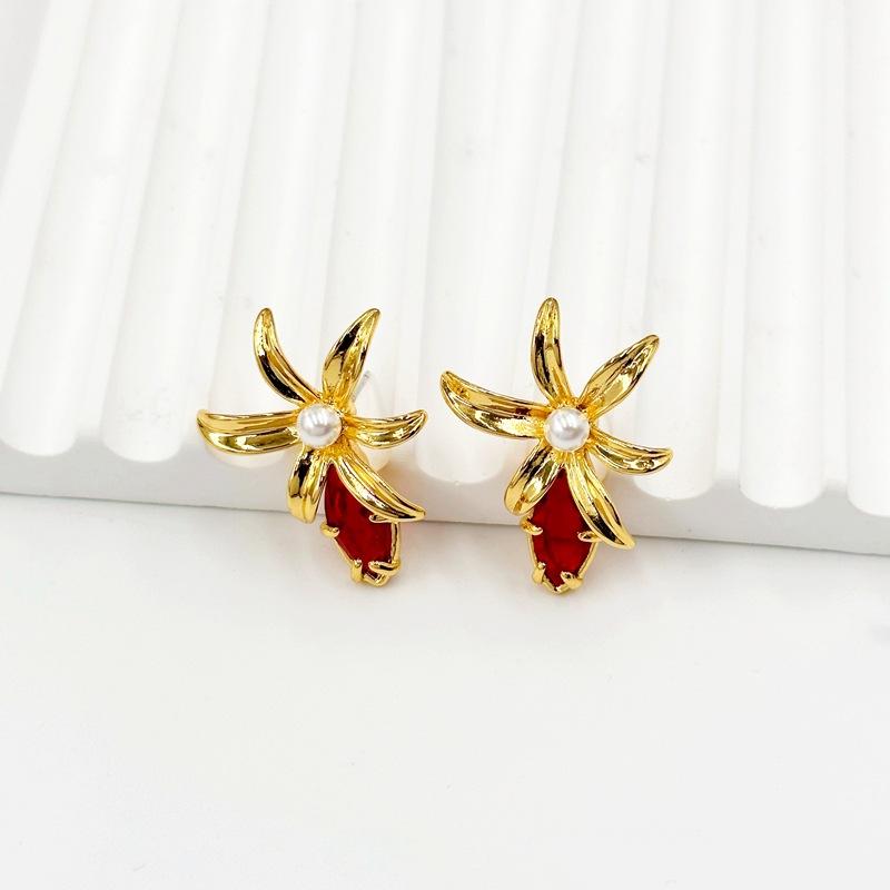 

Design Temperament Spice Girl Red Zircon Spider Earrings Cold Wind Insect Stud Earrings