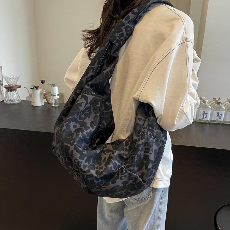 Stylish Children's Leopard Print Crossbody Bag Large Capacity For Boys And Girls