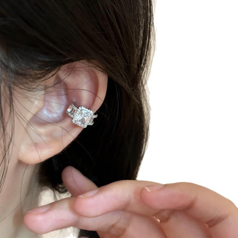Bling Zirconia Square No-Piercing Ear Clip - Painless, Colorfast, Light Luxury Earring