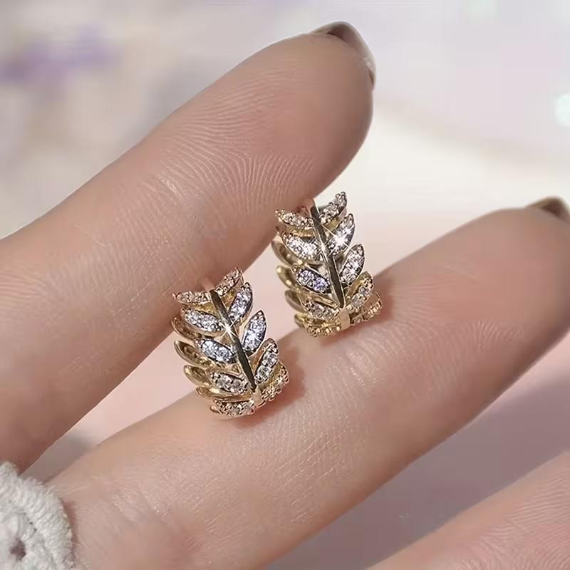 Affordable Diamond Inlaid Ear Drops: Elegant and Versatile Women's Stud Earrings