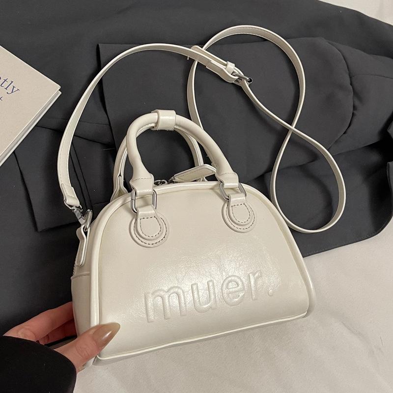 Premium niche bag women's spring and summer 2025 new fashion shoulder messenger bag casual Korean version portable pillow bag