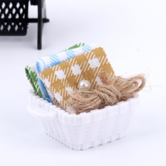 1:12 Miniatyr tre symaskinsett med trådsaks Tilbehør Dukkehusdekor Miniatyrmøbler Barneleker