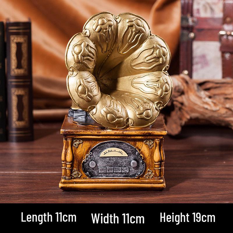 Vintage European-Style Ornaments for Home, Coffee Shop, Restaurant, or Wine Cabinet Decor