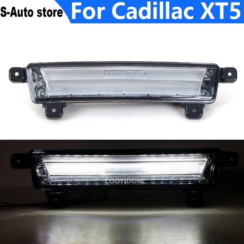 Car Bumper Light Rear Brake Light For Cadillac XT5 Fog Light Assembly Rear Foglamp Reverse Brake Lamp Warning Lamp