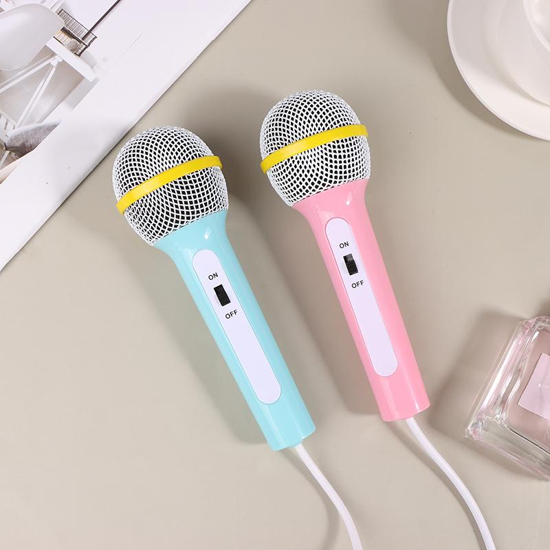 Microfono Cablato Leggero Macchina per Cantare Casa Bambini Giocattolo Musicale Facile da Usare Senza Batteria Portatile Microfono Portatile