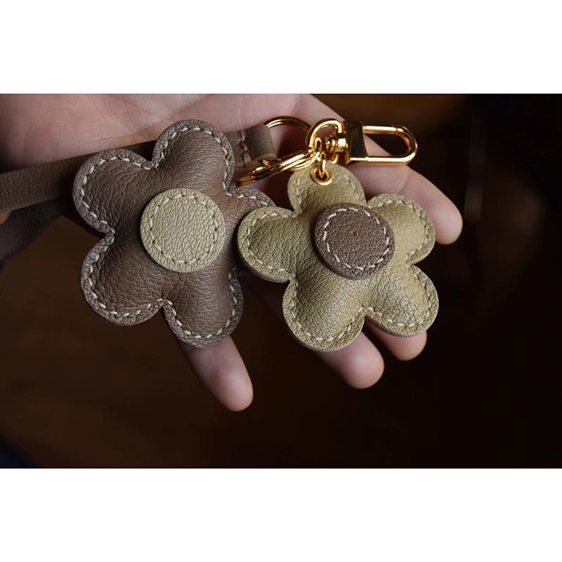Flower Flower Original Design Leather Handmade Car Key Bag Pendant Personality, Female Gift Keychain
