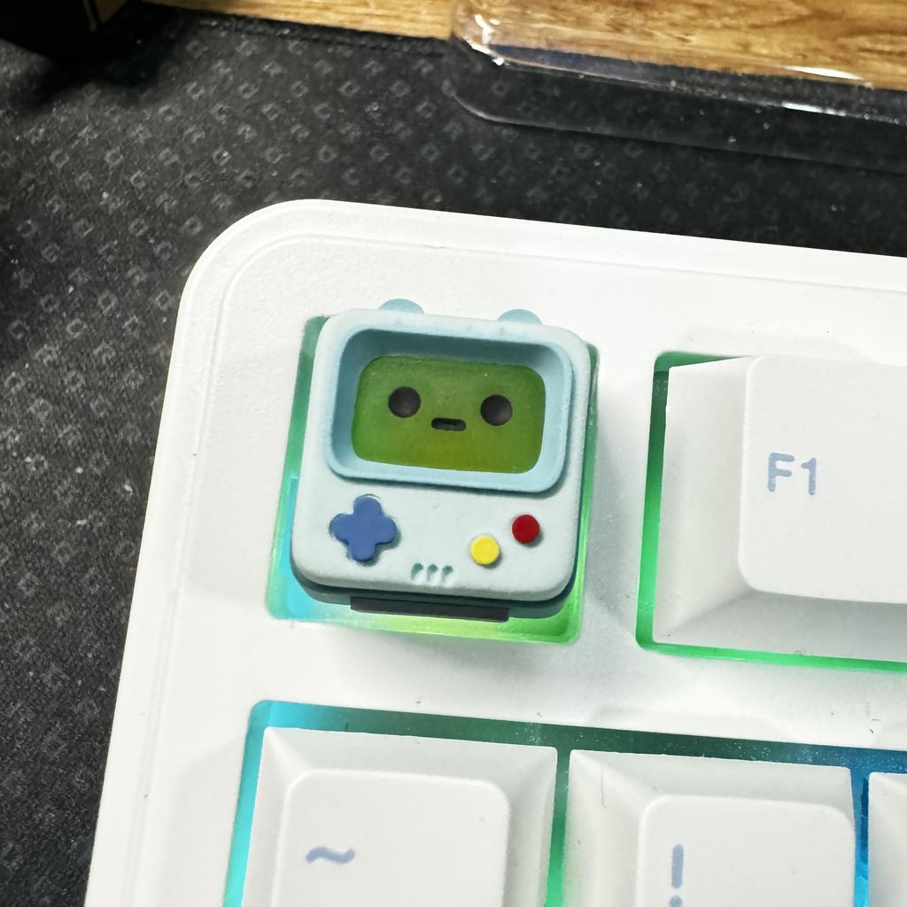 Original Retro Game Console Translucent Keycaps Arcade Mechanical Keyboard Accessory Kawaii ESC Replacement Keycap Single Resin