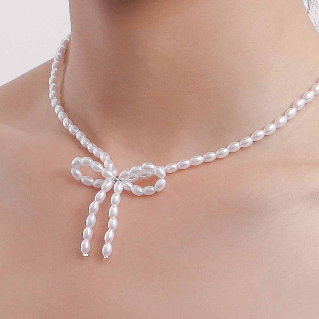 European & American Cross-border Bowknot Faux Pearl Choker Necklace: Niche Design & Light Luxury for Women