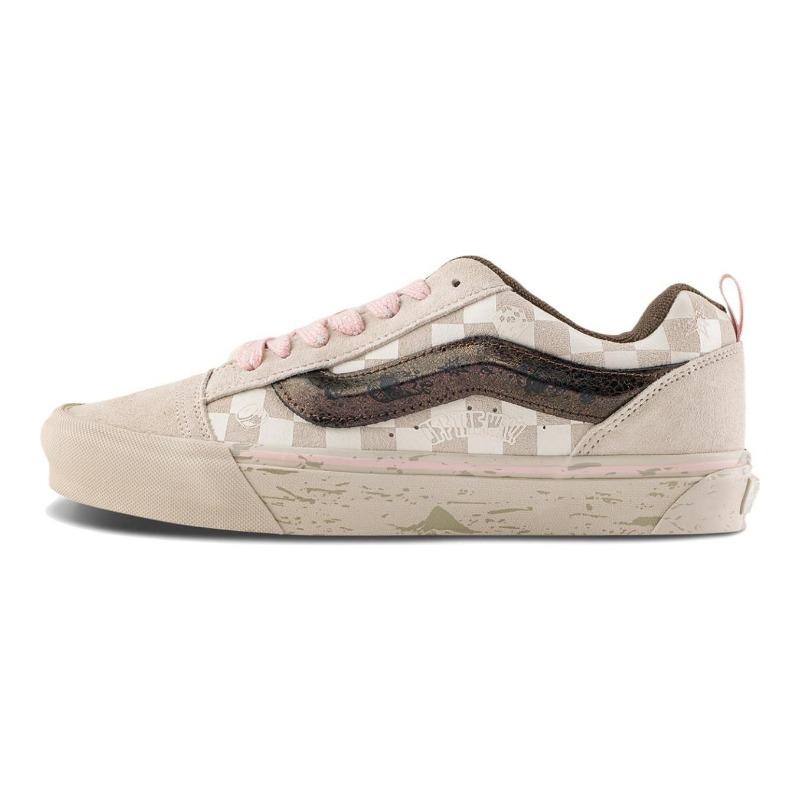 Vans × POP MART Knu Skool SPACE MOLLY Classic Comfort American Retro Puffy Skate Shoes Unisex Light Beige VN000EE6H11 37