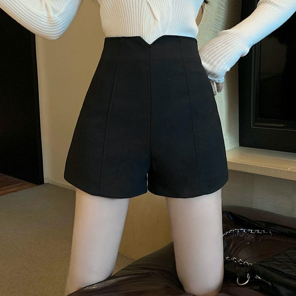 Women's High-Waist Woolen Shorts - Versatile Autumn/Winter Boot Cut in Black/Apricot.