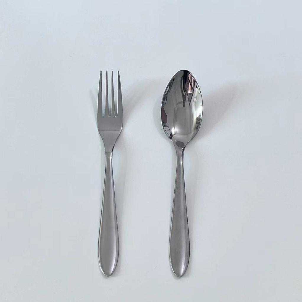 Knives, forks and spoons Stainless steel tableware set Western food steak knives, forks and spoons gift box set