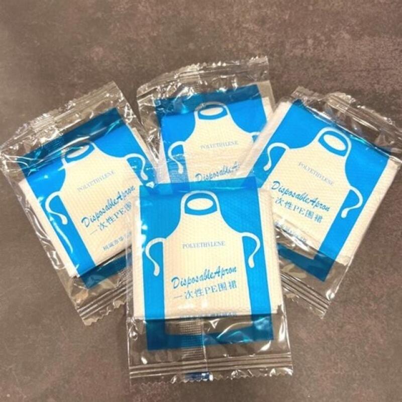 10-pack of vinyl waterproof disposable aprons